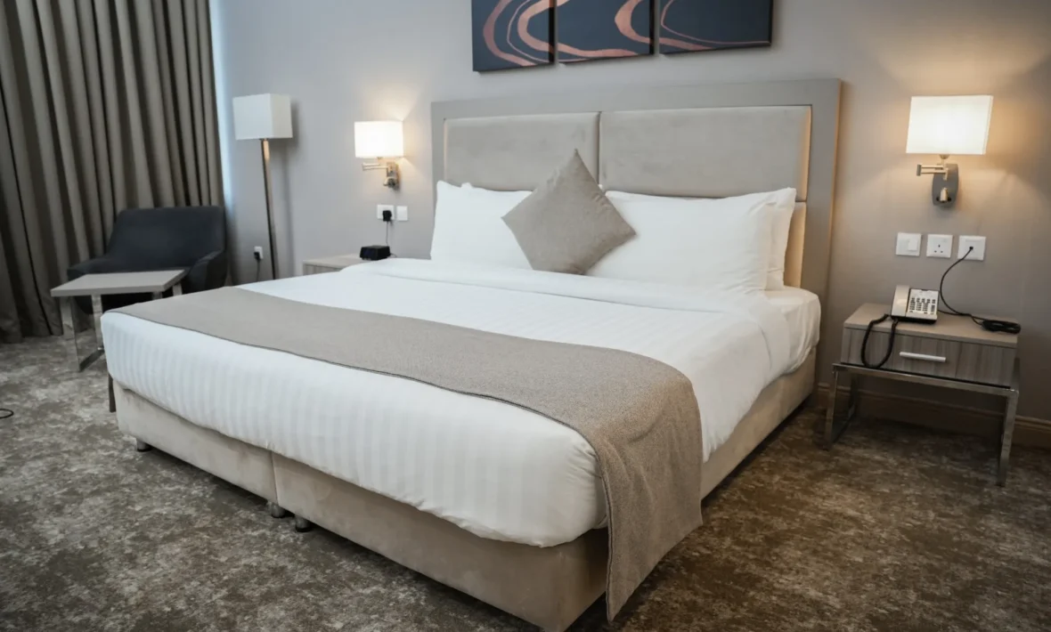 Deluxe King bed Room